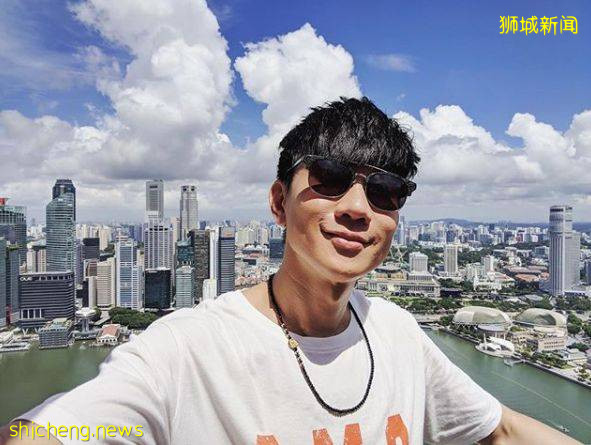 孫燕姿、林俊傑等新加坡名人集體炫“父”!