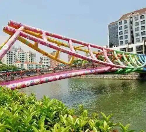 蔡德林:推倒垣牆建橋梁的新加坡