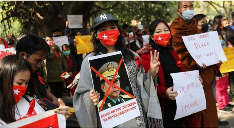 缅甸驻新加坡大使馆外两日本人被捕,涉嫌非法集会