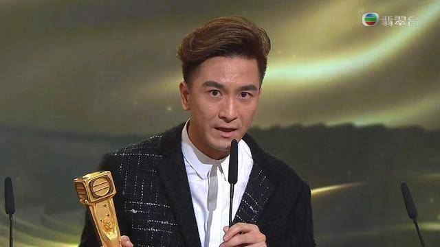 TVB出炉视帝如期飞新加坡商演 预告即将进组拍《BB来了2》