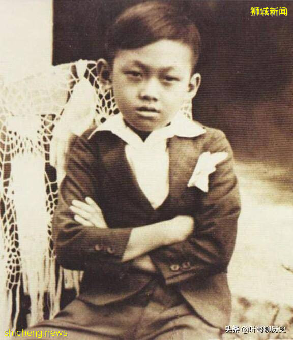 李光耀：为何先在新加坡废汉语，后又扶持汉语学校发展