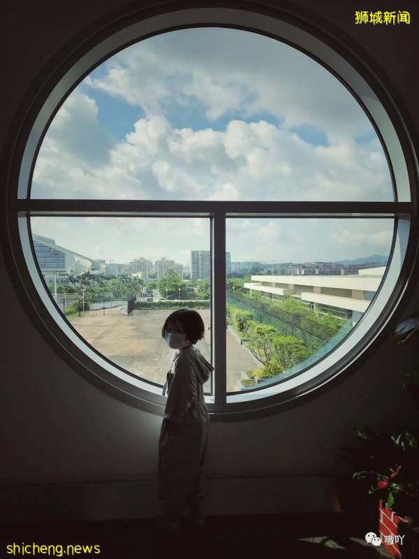 爲了回新加坡,一家3口買高價票,隔夜中轉28小時!