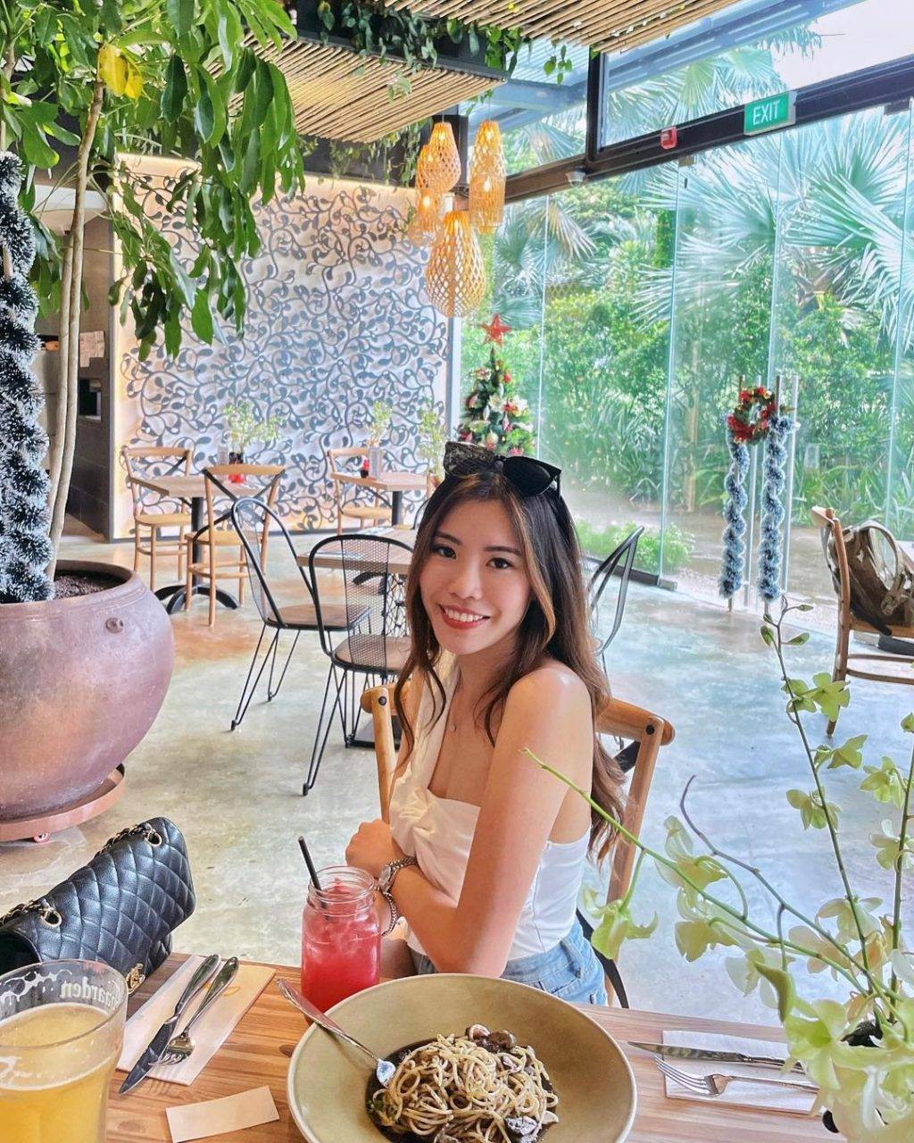 在园艺园林内的花园餐厅Canopy HortPark🌳绿植树木、阳光明媚，可带毛小孩入场🐕 