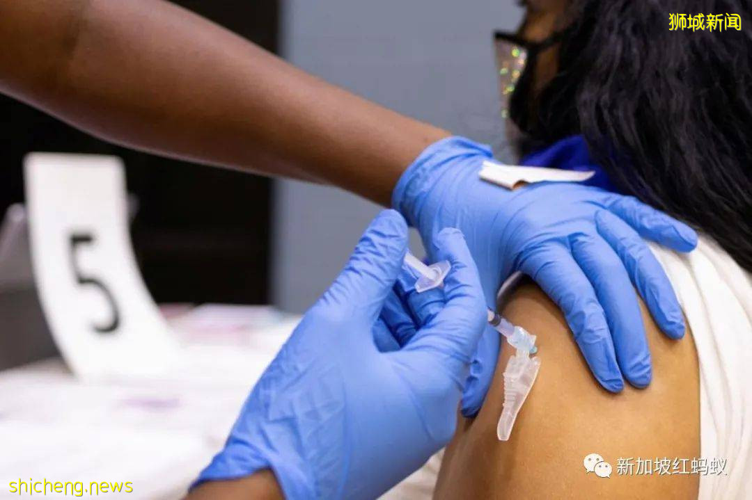 新加坡人今後可自費接種強生、阿斯利康及中國國藥集團疫苗