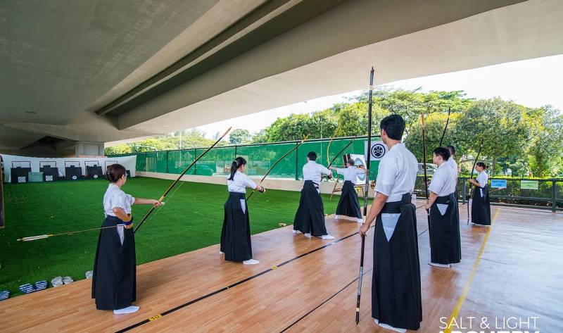 太酷了!新加坡親子射箭館,$5新幣起,4歲就能玩!我要去打卡