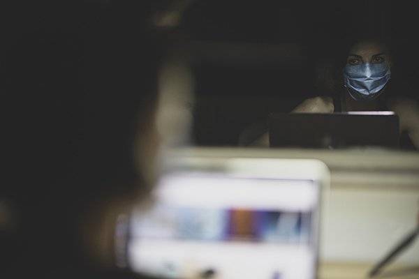 ◤新国CCB◢涉22次泄露当日病例  2女盗冠病机密被控