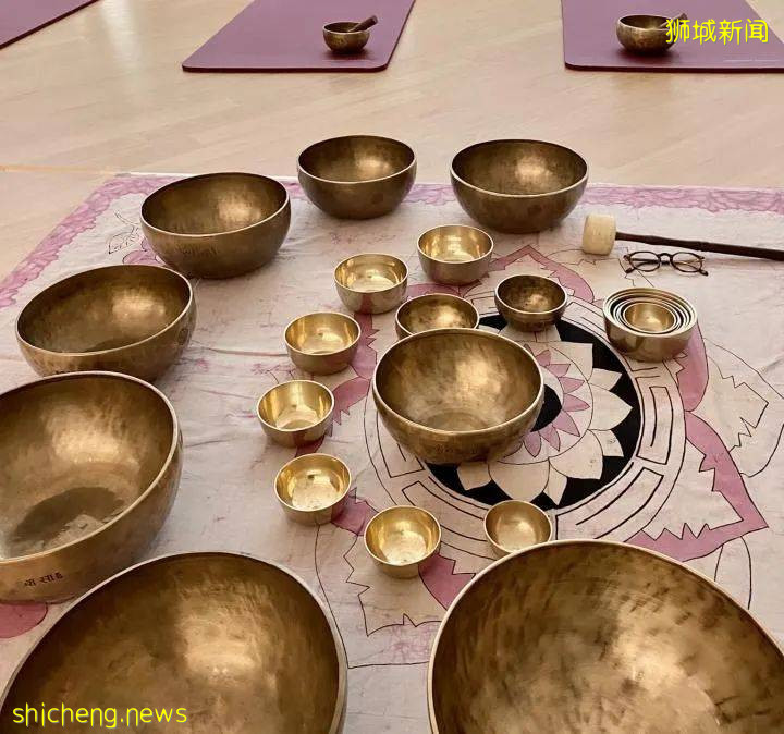 疫情中感到沮喪和焦慮?試試給腦做瑜伽 、給耳朵聽缽“唱歌”、給胃餵點花精、用手收納感情吧