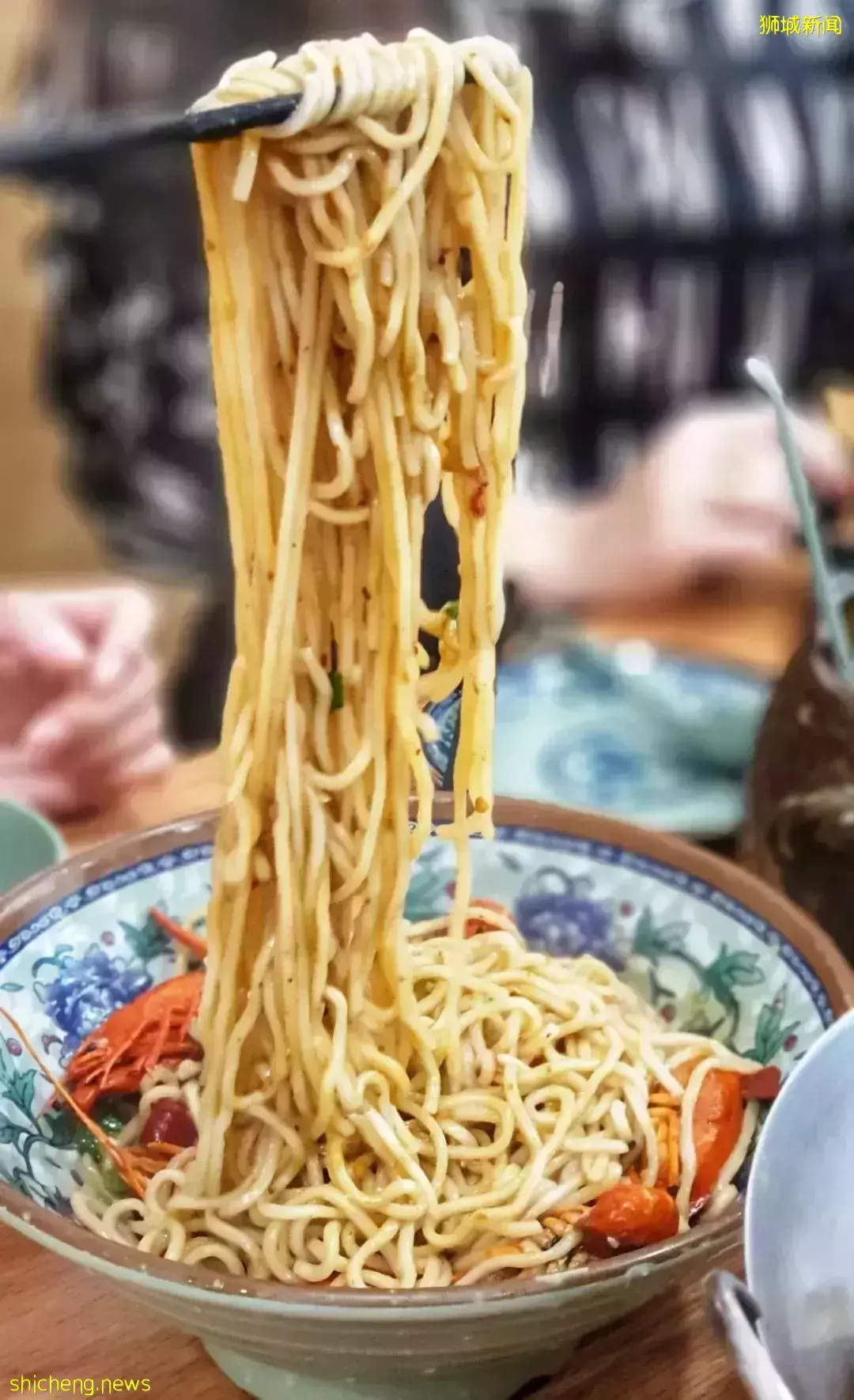 你有故事，我有羊肉煲和好酒