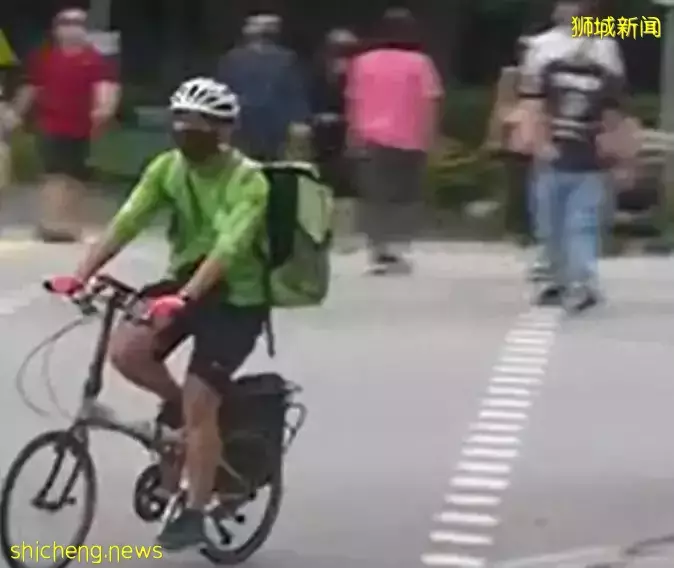 新加坡强制线上平台公司为雇员缴存公积金