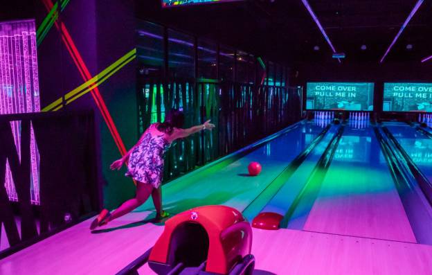 收藏!新加坡這11家保齡球館,最低只需$2新幣,太值了