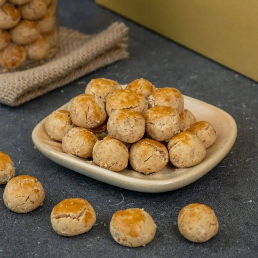 最全年貨排行榜!黃梨撻、鳳梨酥、雞蛋卷、花生酥.....我都幫你找出來了