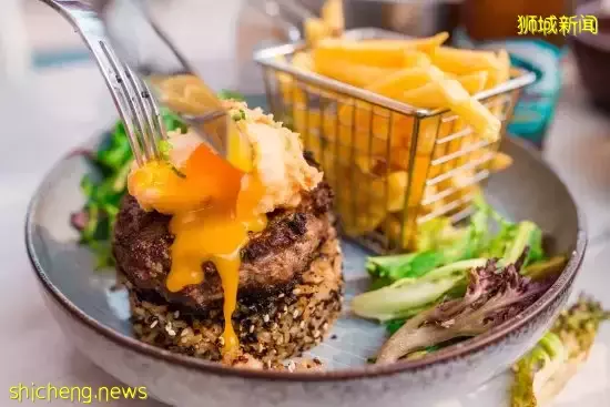 新加坡本地人推荐的15家沙滩餐厅!大海、蓝天、泳池,太美了