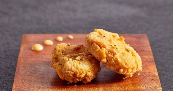 新加坡首家餐厅开始卖实验室培植鸡肉的料理!你们敢尝鲜吗