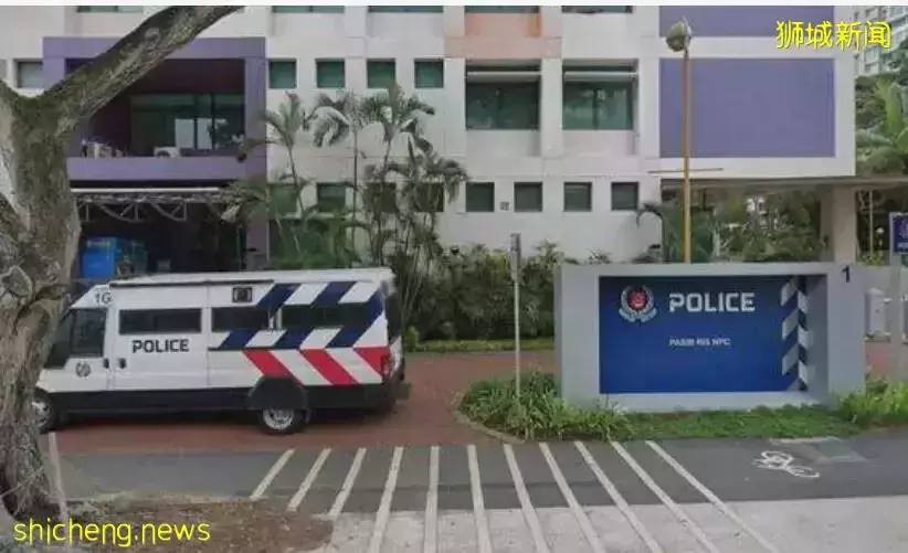 新加坡车祸黑区一老汉违反交规过马路被撞,车内坐着两男一女