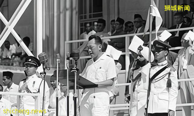 新加坡国民75%是华人，李光耀为何坚持废除汉语