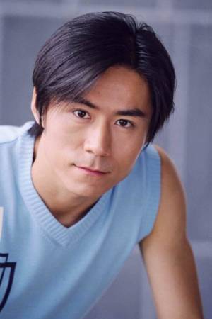 常魯峰改名回中國發展 感慨在獅城當演員 悲哀