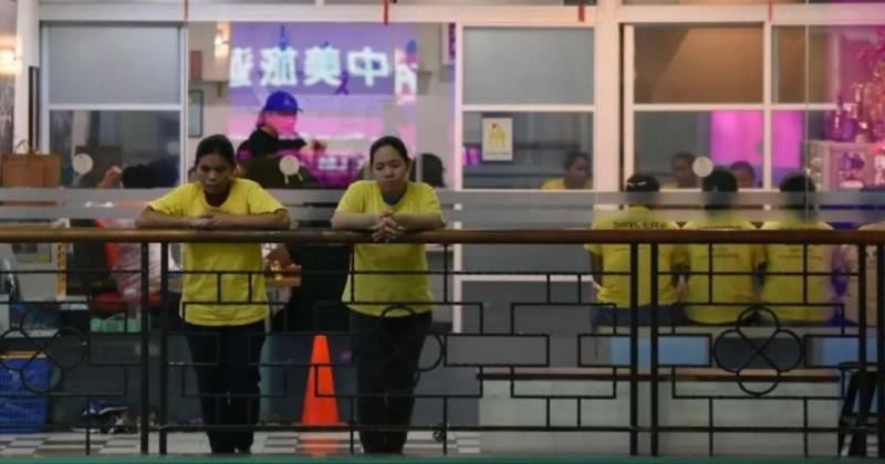 安排女佣去父母朋友家帮忙?你可能已经触法!盘点在新加坡聘请女佣需要注意的事项