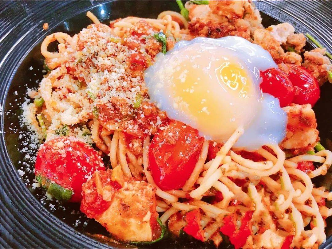 獅城高校美食 舌尖上的國大：你不能錯過的食堂美食，約起