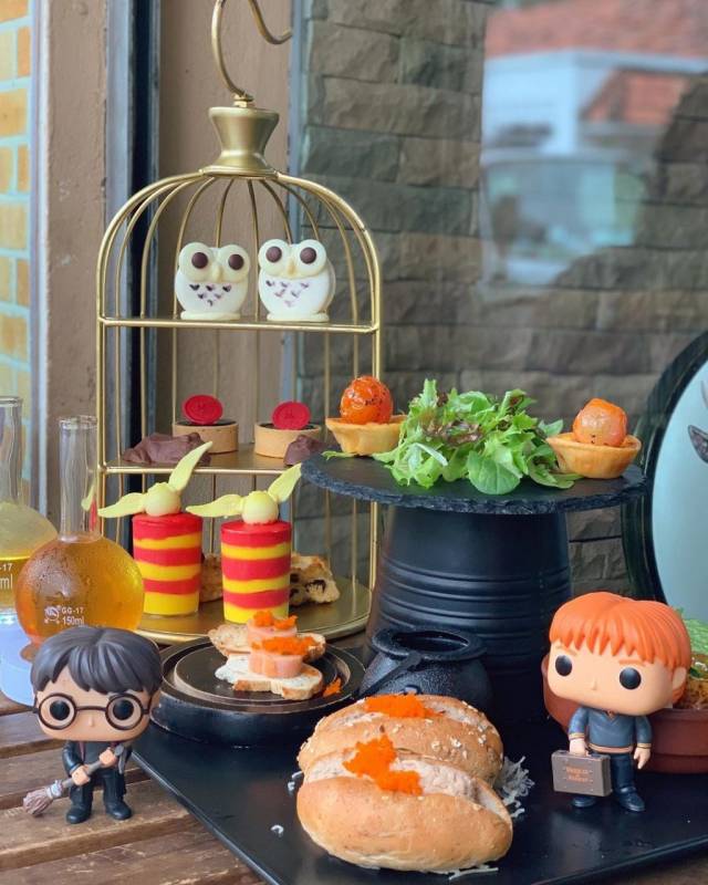 Platform 1094 哈利波特主題餐廳！火遍小紅書的神奇世界🔥 麻瓜潛入魔法世界，喝咖啡變魔法🧙🏻‍♀️