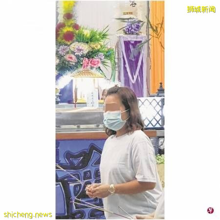 花逾万令吉返马奔丧 获准逗留灵堂3小时 狮城女教师：没有遗憾了
