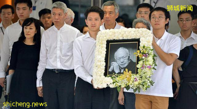 执掌新加坡60年，西方怎么不去推翻李氏家族？李光耀太“狠”了
