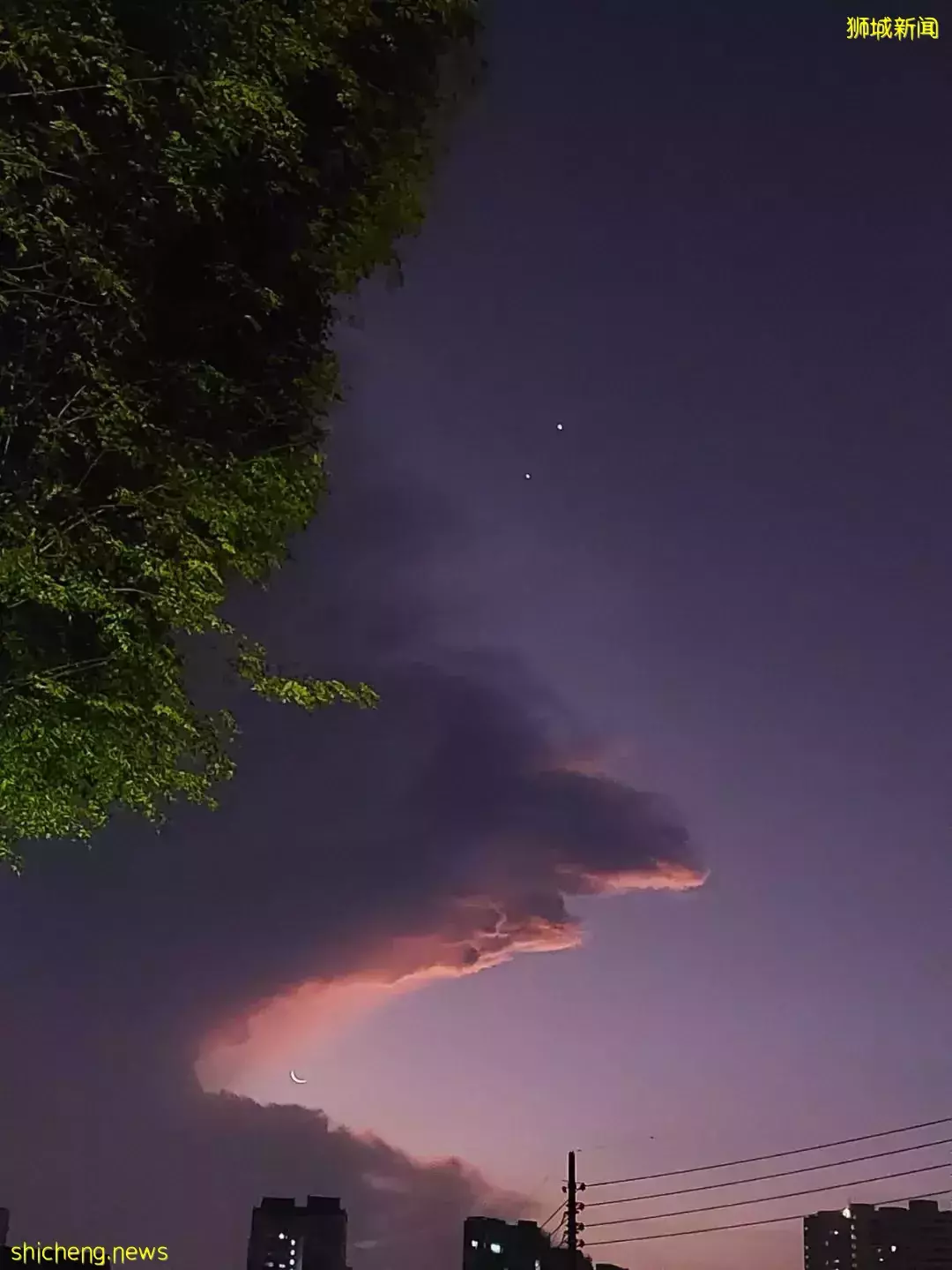 朋友圈刷屏！新加坡天空奇景再現，一波美圖襲來！太美了