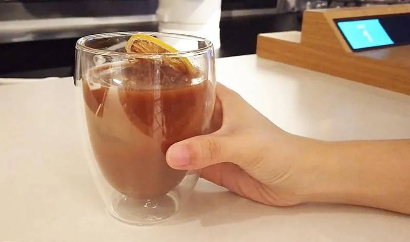 機器人化身咖啡師，調酒師！味道究竟如何