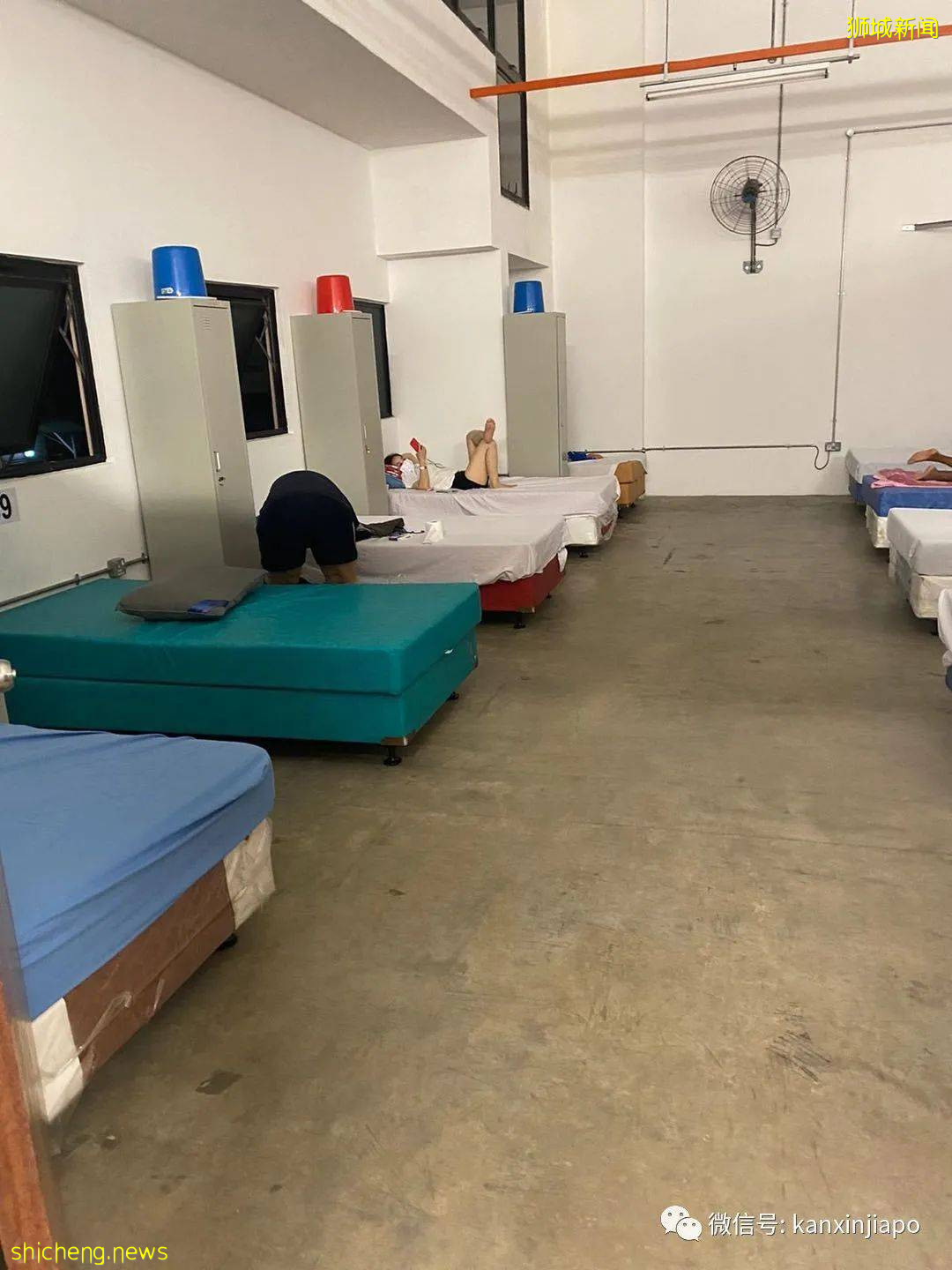 网友爆料社区护理中心:“一个房间住了10个感染者是什么概念?”