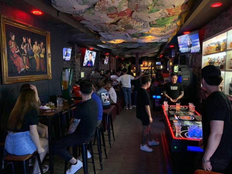 新加坡特色酒吧“Club FML”美食配啤酒🍻 限時送出啤酒塔,Ladies Night 解放壓力嗨起來