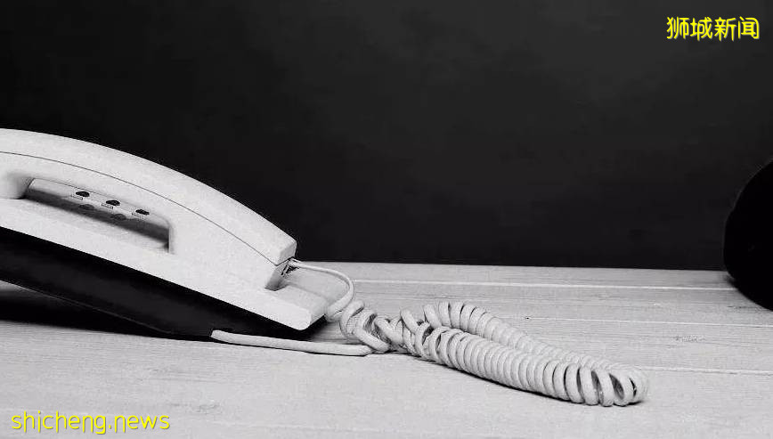 15岁就辍学的少年,竟创办了一家价值约10亿英镑的公司,如今被授予英国终身贵族爵位,光鲜背后,都是无人知晓的努力和坚持