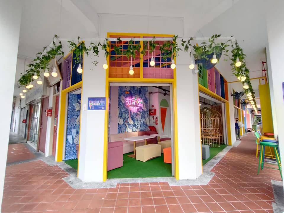 深夜甜品店✨芽籠“Sweet Hut Dessert 甜秘密”🍬糖果色空間、傳統新潮糖水，營業到淩晨4點