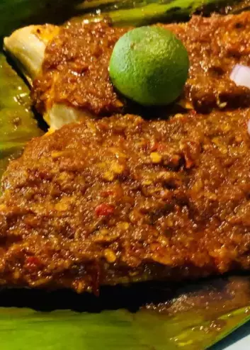 逢周末就爆滿!這個新加坡唯一的靠海美食村裏到底有哪些“寶藏小吃”