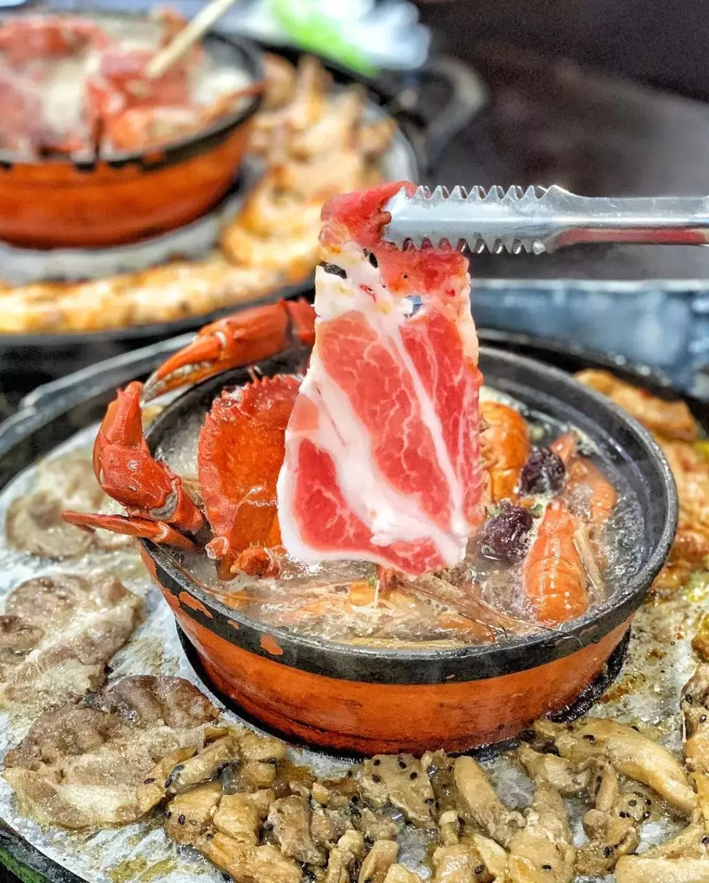 韩式火锅烧烤推出“单杠挑战”赢了免费任吃!100秒成功者完全免单➕无需付费🤩