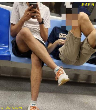 新加坡男子乘地铁半戴口罩、脚踩扶手遭网友怒怼，原谅他？看到的不一样真实