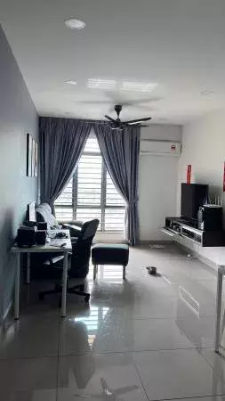 越堤族滞留狮城  新山公寓进贼 轿车被偷！