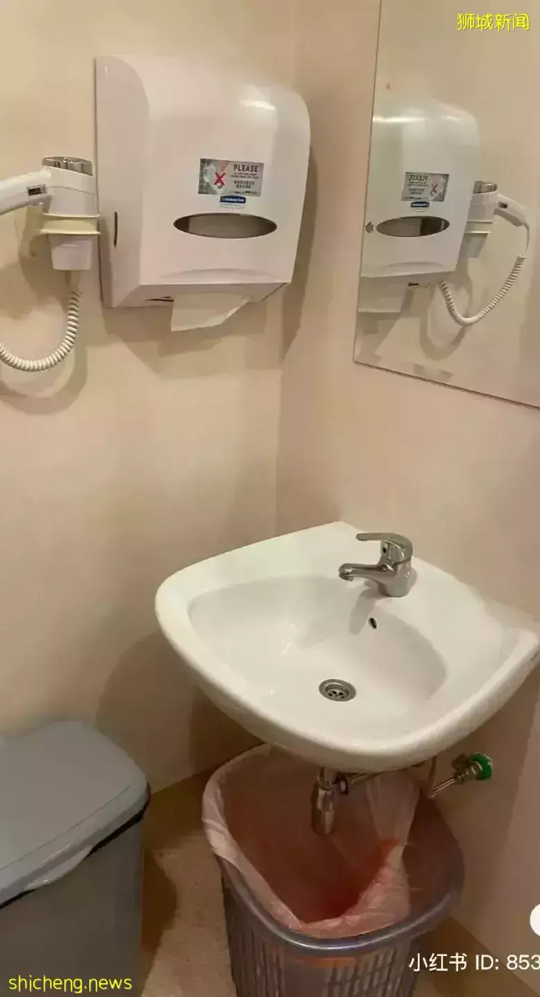 发烧剧吐暴瘦!“我在新加坡怀孕14周确诊新冠,被紧急送往医院……”