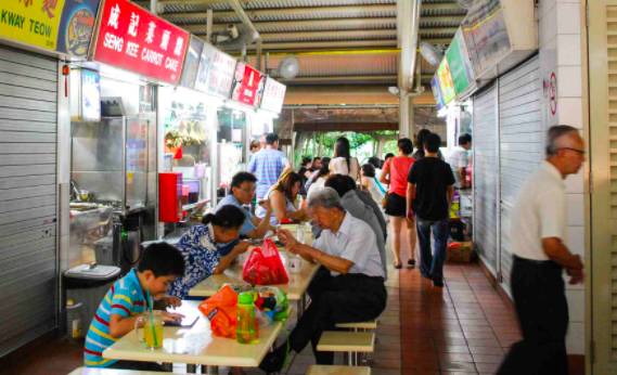 若想寻觅最地道的南洋风味,那你一定要探访狮城这10家大排档