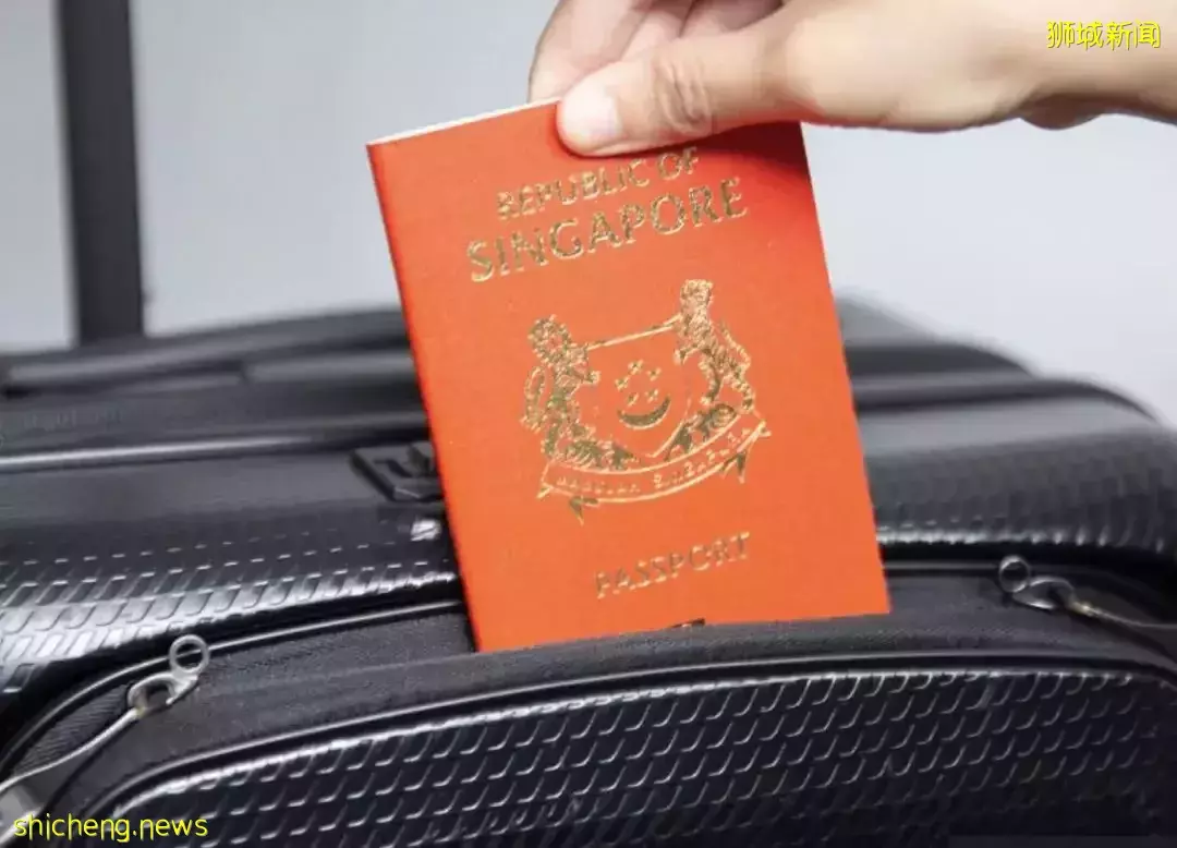 100万人护照过期！机票大涨，实拍他们为出国疯狂排队！从中国入境，这种情况会被拒