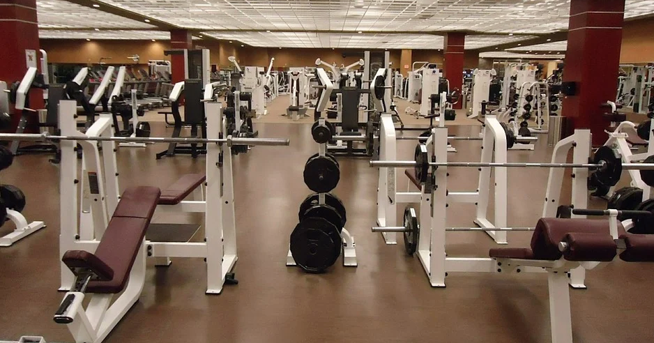 多人屡次不戴口罩罚1000新币,3人出门被控上庭