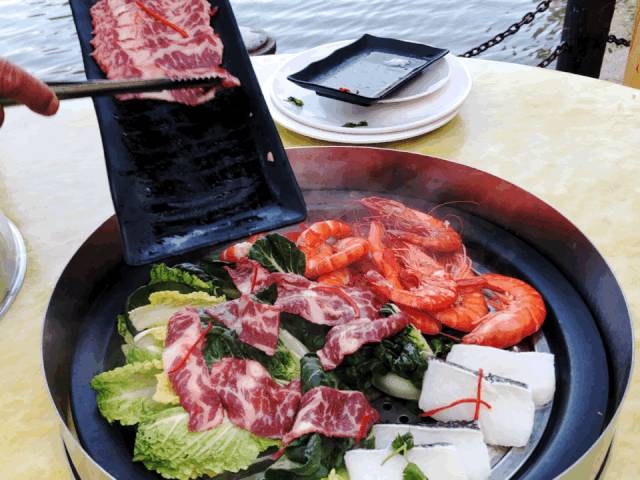 波士頓龍蝦免費吃!新加坡這家人均不過30的海鮮店又要逆天了