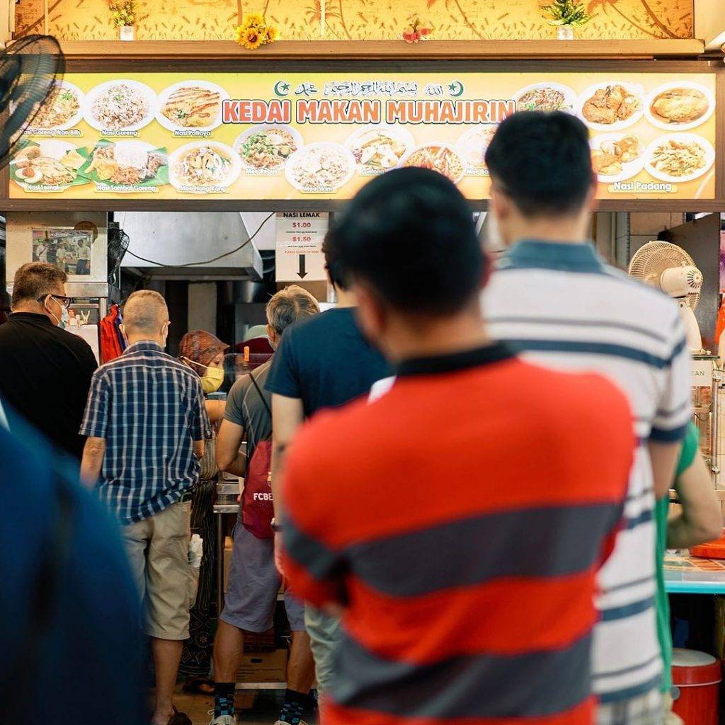 34年不起价👏 大巴窑爆火S$1椰浆饭!煎蛋+炸鸡配Sambal🤤 早午晚餐都想吃