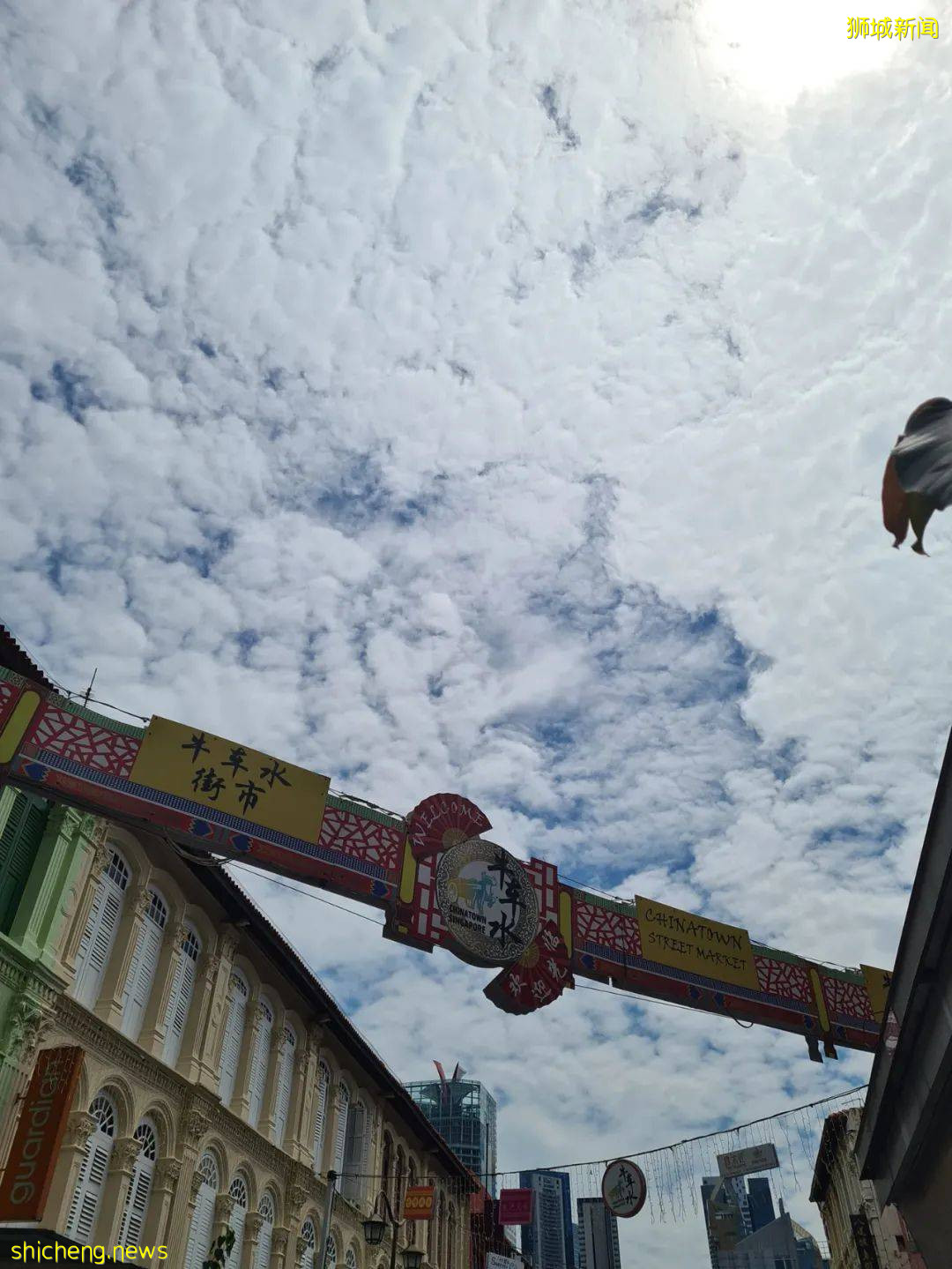 新加坡“遇襲”圖片遭瘋傳，驚現末日場景！魚尾獅斷頭、大樓被腰斬、市中心傾塌成廢墟