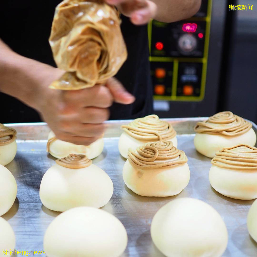 旋風歸來💥 心心念念的“Roti Boy”終于開進新加坡😍 墨西哥咖啡面包島上也能吃到啦