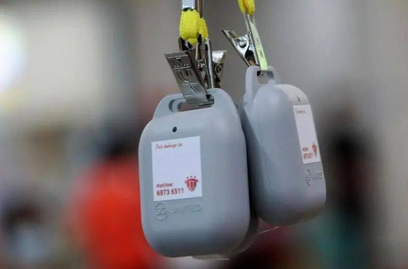 新加坡中小學開學首日，幼一和小一的學生家長可陪伴入校