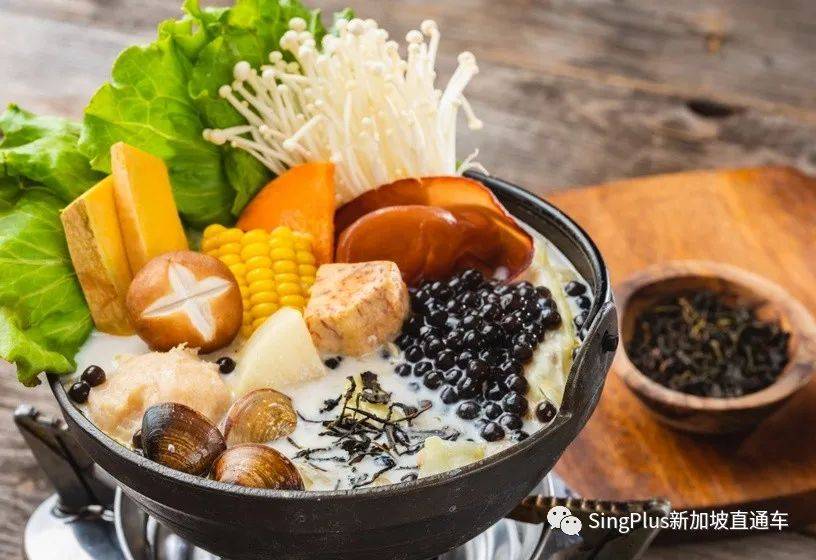 珍珠奶茶全面占领新加坡！连必胜客都推出了珍珠奶茶披萨