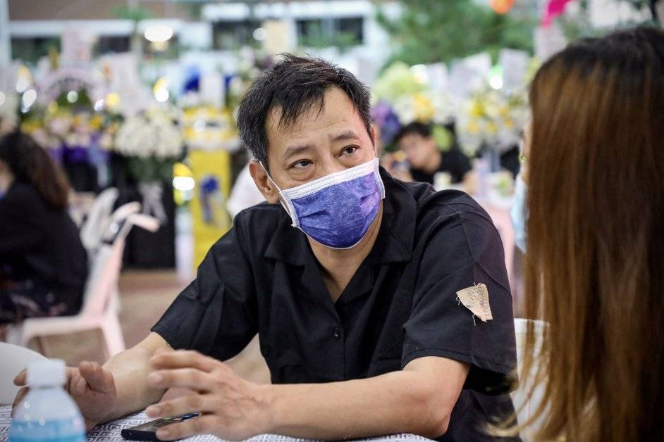 舞獅界泰鬥逝世 金黃“孝獅”送最後一程