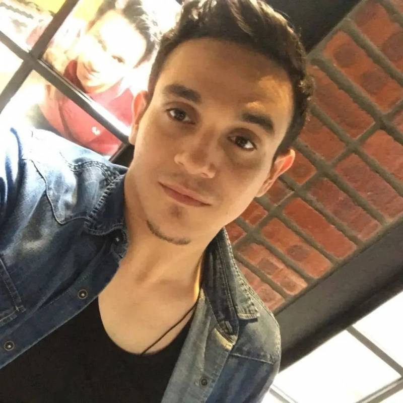 在新加坡送外卖竟月入7000新!国内近70万高材生来送外卖,你愿意加入吗