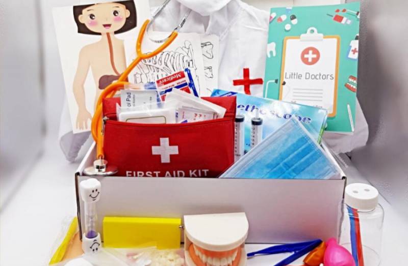 新冠疫情期間,兒童訂閱盒與學習包在新加坡家長中風靡一時:“簡直是救命稻草!”