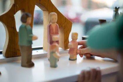 贫苦家庭出身,却在新加坡找到富二代马来族老公