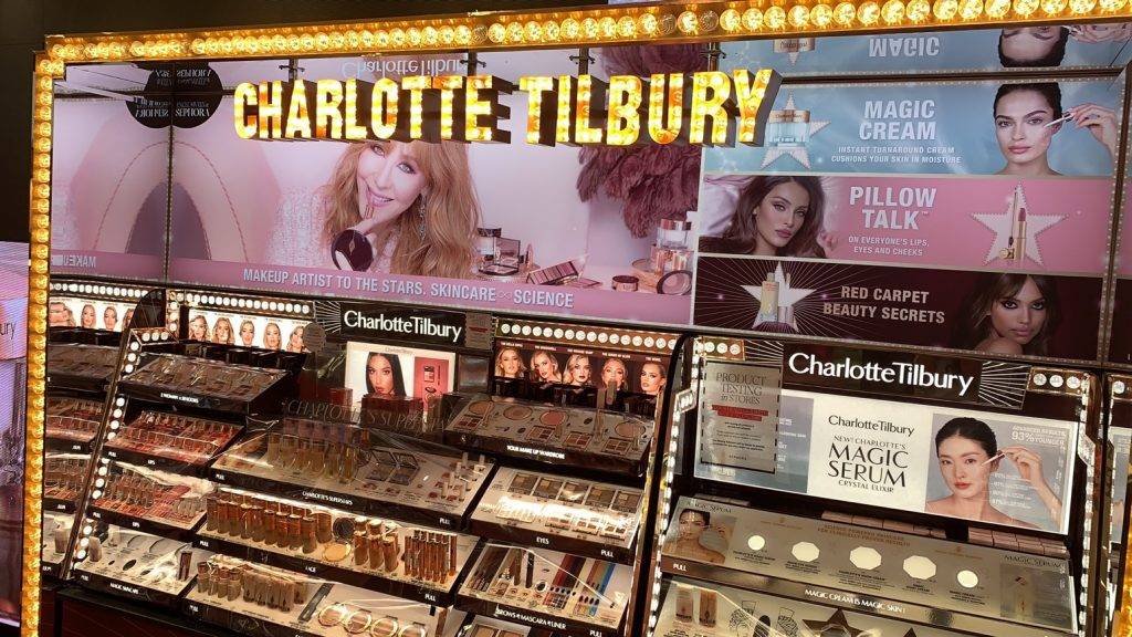 直击新加坡丝芙兰全场大促现场!除了史上最佳全场额外75折,还有拿到手软的满赠活动、低至5折的热门彩妆优惠